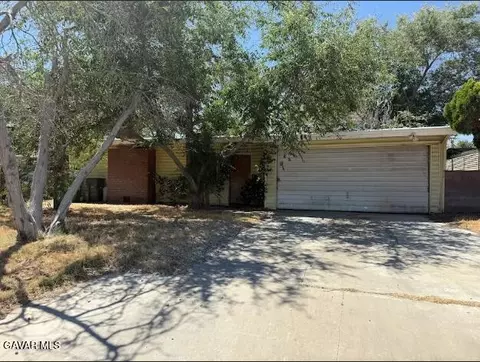 1150 W Avenue J14, Lancaster, CA 93534