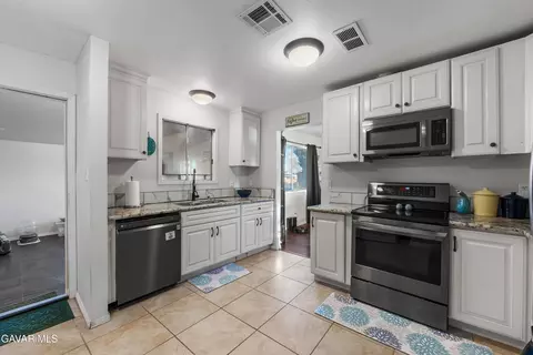 Kitchen - 13336 Clement St, North Edwards, CA 93523 photo 1 of 3