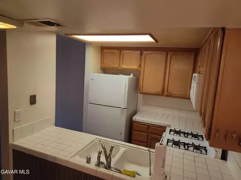Kitchen - 1840 Avenue J2 E #7, Lancaster, CA 93535 photo 1 of 1