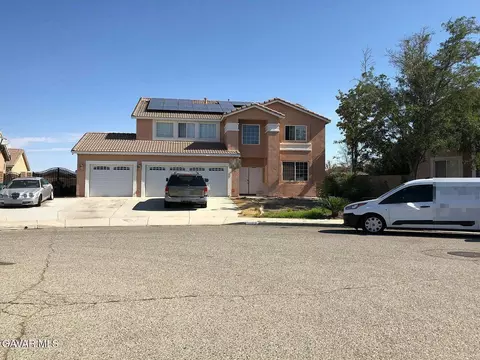 5625 Churchill Ct, Palmdale, CA 93552