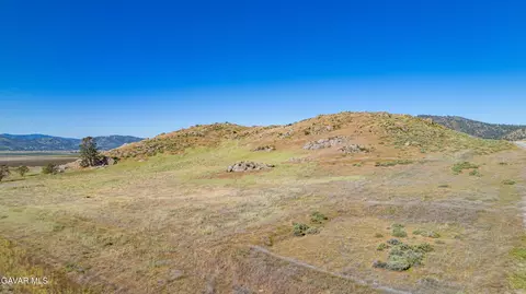 Edward Street, Tehachapi, CA 93561 photo 5