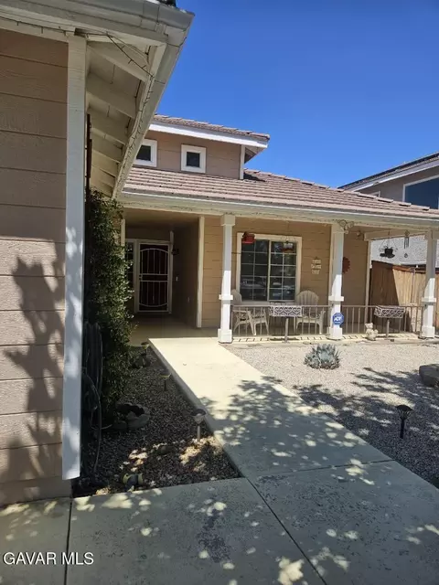 Exterior - 43221 E 32nd St, Lancaster, CA 93535 photo 2 of 16