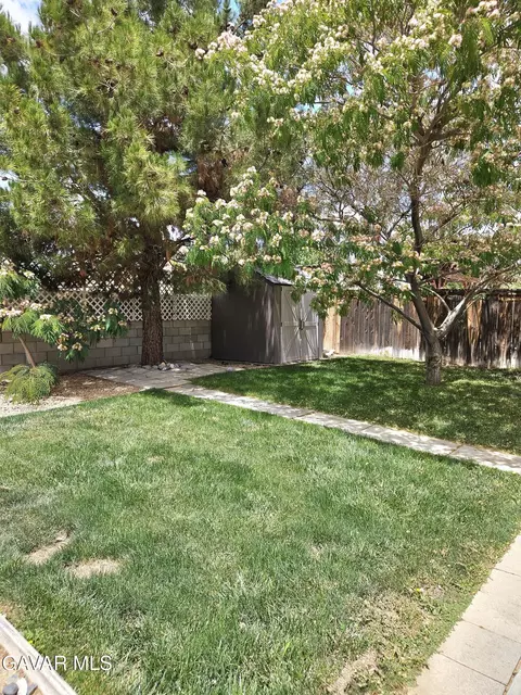 Exterior - 43221 E 32nd St, Lancaster, CA 93535 photo 10 of 16