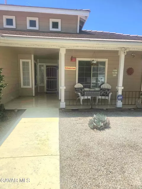 Exterior - 43221 E 32nd St, Lancaster, CA 93535 photo 5 of 16