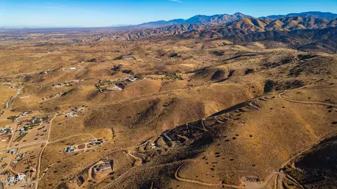 Richter Lane, Palmdale, CA 93550 photo 2