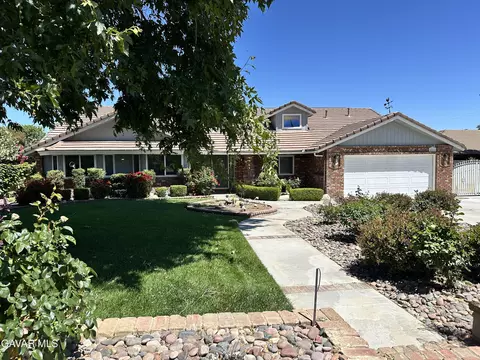 4761 Avenue N W, Quartz Hill, CA 93536