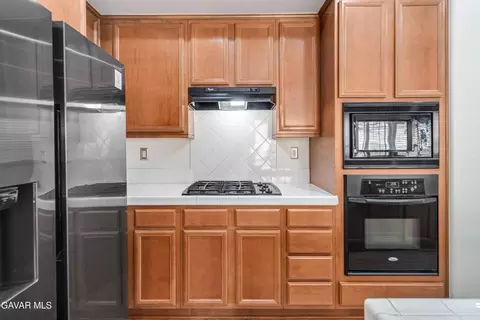 Kitchen - 2808 Similax Ct, Palmdale, CA 93551 photo 2 of 3