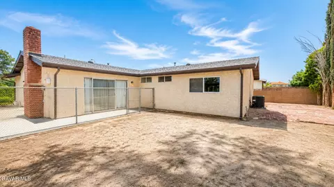 Exterior - 45650 Fig Ave, Lancaster, CA 93534 photo 3 of 3