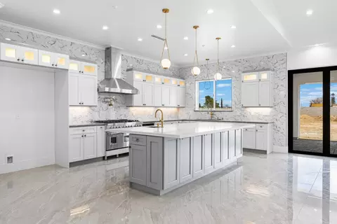 Kitchen - 42730 23rd St W, Lancaster, CA 93536 photo 1 of 7