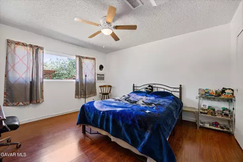Bedroom - 40141 E 174th St, Palmdale, CA 93591 photo 3 of 3