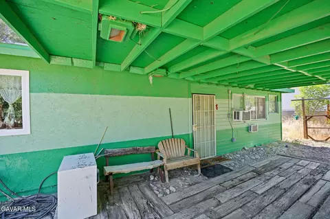 Exterior - 40141 E 174th St, Palmdale, CA 93591 photo 7 of 27