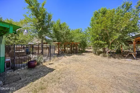 Exterior - 40141 E 174th St, Palmdale, CA 93591 photo 16 of 27