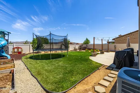 Exterior - 605 Orchard Pkwy, Tehachapi, CA 93561 photo 11 of 14