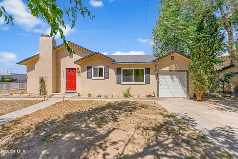 2901 Desert St, Rosamond, CA 93560