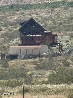 2805 Ophir Ave, Mojave, CA 93501
