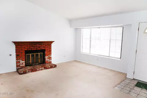 Living - 567 E Avenue J9, Lancaster, CA 93535 photo 1 of 1