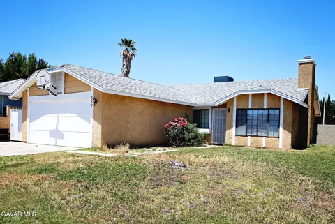 567 Avenue J9 E, Lancaster, CA 93535