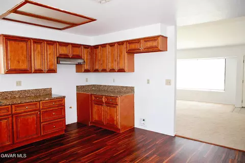 Kitchen - 567 E Avenue J9, Lancaster, CA 93535 photo 1 of 3