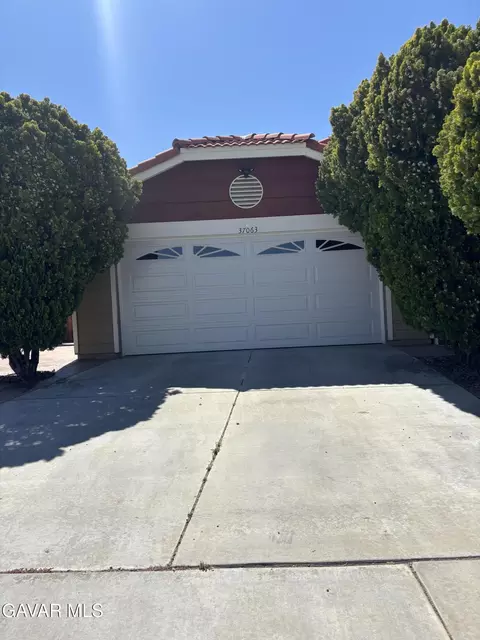 37063 Waterman Ave, Palmdale, CA 93550