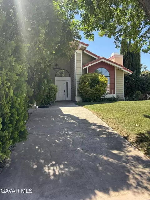 37063 Waterman Ave, Palmdale, CA 93550