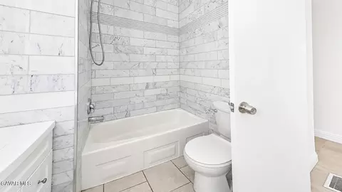 Bath - 1617 E Avenue I #75, Lancaster, CA 93535 photo 3 of 5