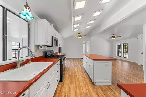 3609 E Avenue H2, Lancaster, CA 93535 photo 28
