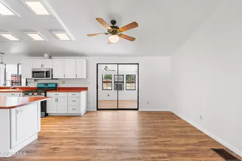 3609 E Avenue H2, Lancaster, CA 93535 photo 20