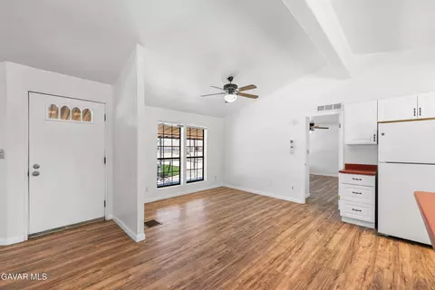 3609 E Avenue H2, Lancaster, CA 93535 photo 14
