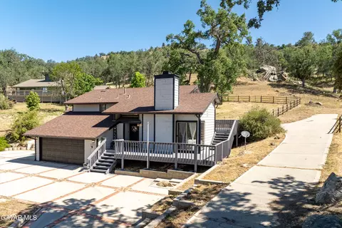 Exterior - 24360 Willow Pass Dr, Tehachapi, CA 93561 photo 12 of 12
