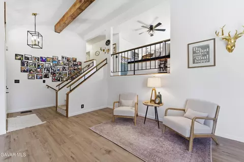 Entry Way - 24360 Willow Pass Dr, Tehachapi, CA 93561 photo 2 of 2