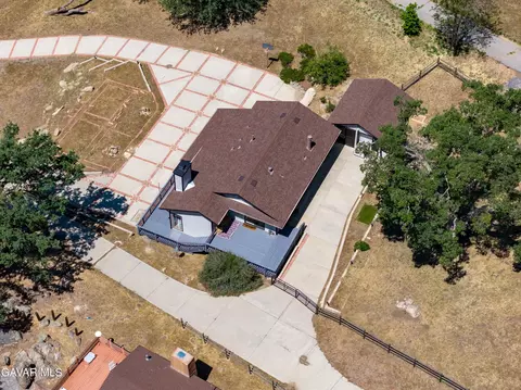 View/Area - 24360 Willow Pass Dr, Tehachapi, CA 93561 photo 9 of 9