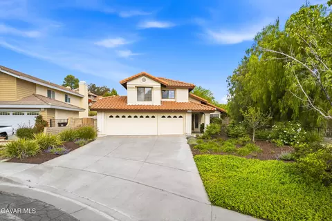 28030 Creston Ct, Santa Clarita, CA 91387