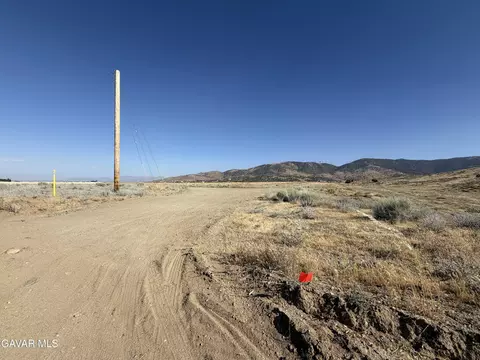 1524 S S Ave, Palmdale, CA 93551