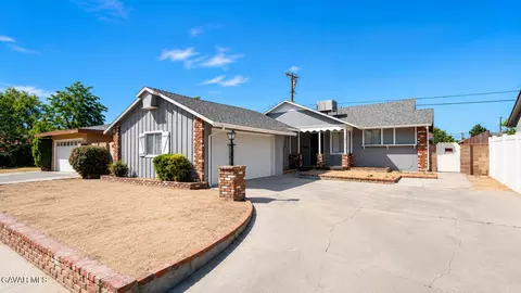1274 Avenue H12 W, Lancaster, CA 93534
