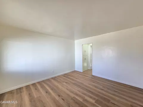Living - 16039 L St, Mojave, CA 93501 photo 2 of 8
