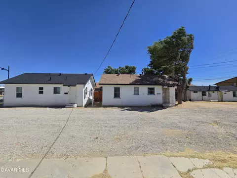 Exterior - 16039 L St, Mojave, CA 93501 photo 4 of 13