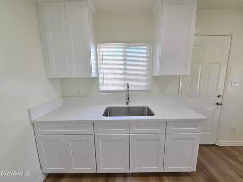 Kitchen - 16039 L St, Mojave, CA 93501 photo 2 of 7