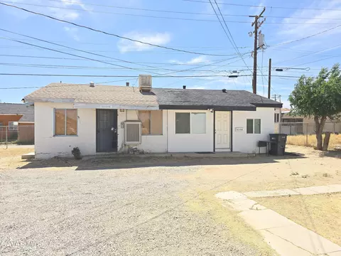 Exterior - 16039 L St, Mojave, CA 93501 photo 7 of 13