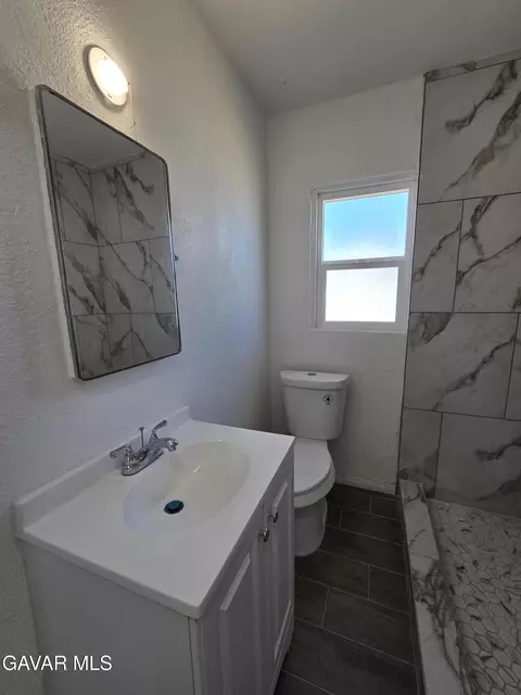 Bath - 16039 L St, Mojave, CA 93501 photo 7 of 7