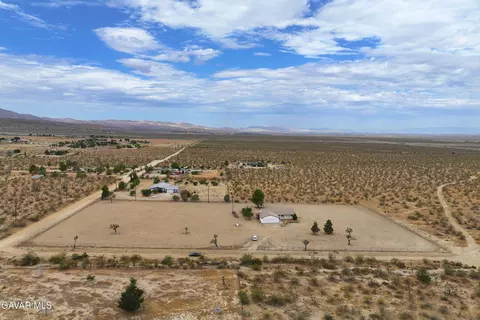 View/Area - 33535 E 170th St, Llano, CA 93544 photo 2 of 3