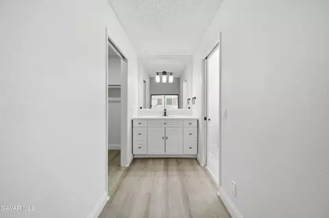 Entry Way - 2653 End Ct, Lancaster, CA 93536 photo 1 of 2