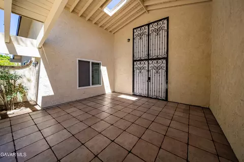 Exterior - 2653 End Ct, Lancaster, CA 93536 photo 2 of 4