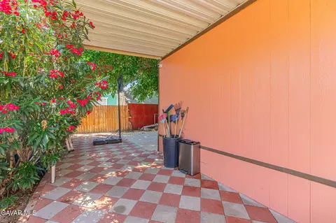 Exterior - 1301 E Avenue I #78, Lancaster, CA 93535 photo 4 of 14