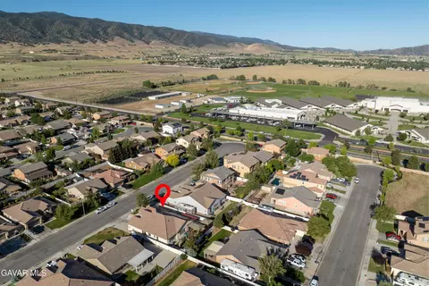 View/Area - 911 Valerie Ln, Tehachapi, CA 93561 photo 7 of 8