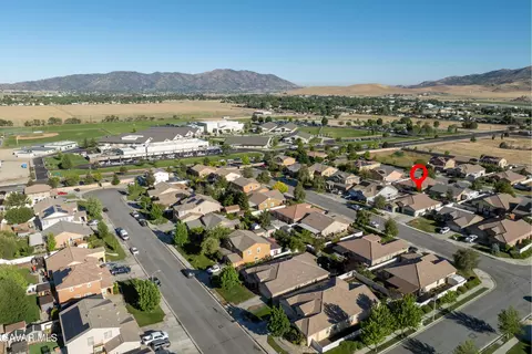 View/Area - 911 Valerie Ln, Tehachapi, CA 93561 photo 5 of 8