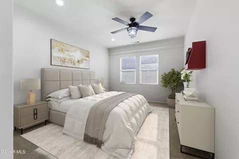 Bedroom - 911 Valerie Ln, Tehachapi, CA 93561 photo 2 of 5