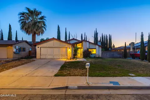 44231 Fine St, Lancaster, CA 93536