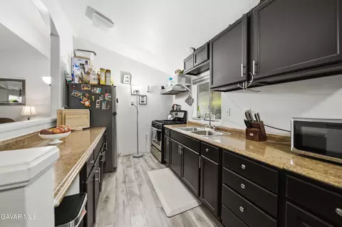 Kitchen - 3753 E Avenue I #SPC 58, Lancaster, CA 93535 photo 1 of 1
