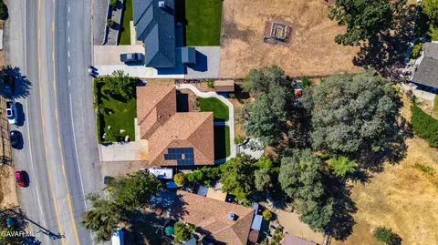 View/Area - 21904 Mariposa Rd, Tehachapi, CA 93561 photo 2 of 4