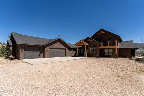 Exterior - 28460 Ridgeview Ct, Tehachapi, CA 93561 photo 7 of 10